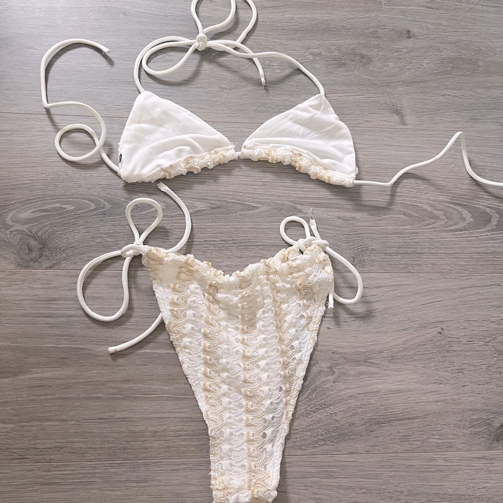 Pretty Little Thing Cream Metallic Netted Crochet… - image 4